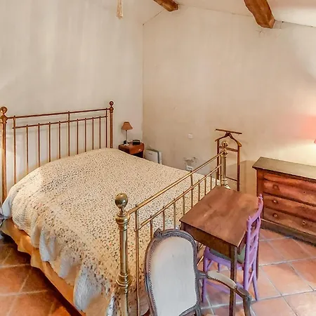 Feriehus Stunning In Geay (Charente-Maritime)